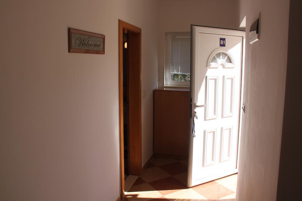 Apartments Maricevic Korcula Town Room photo